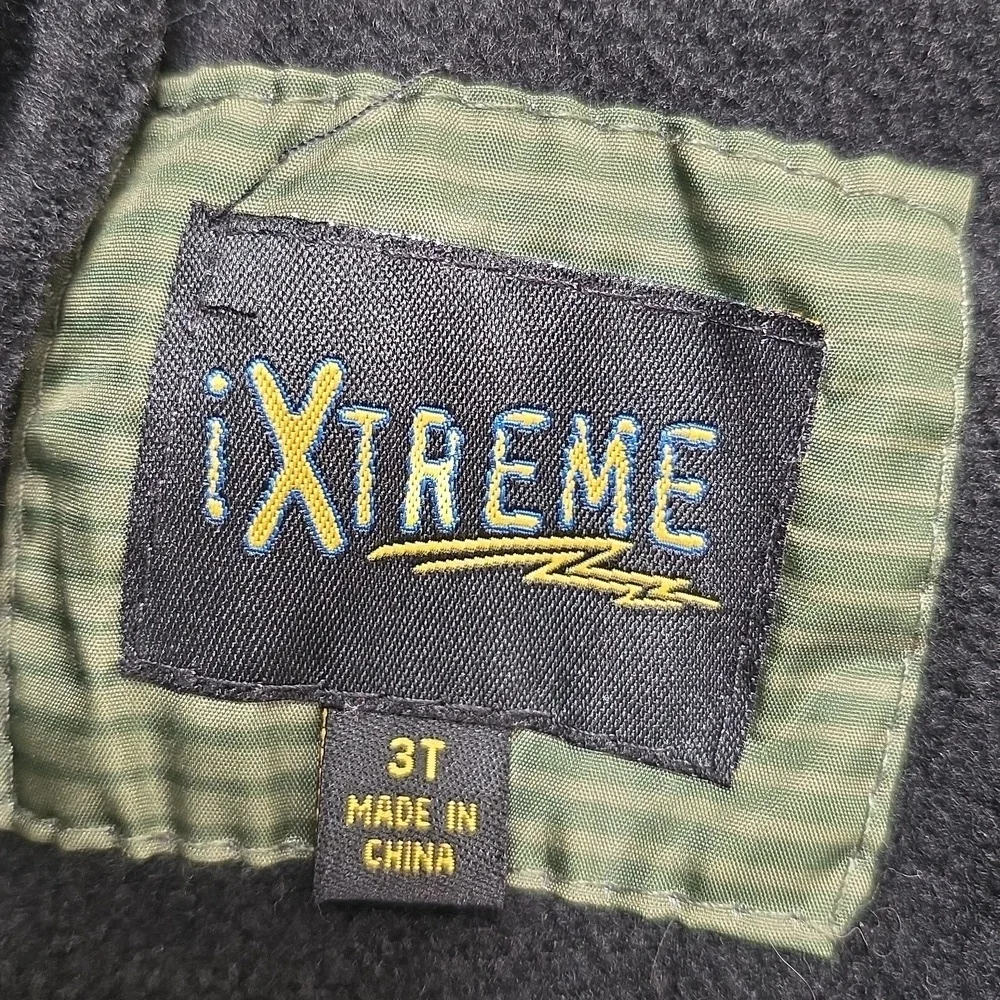 Ixtreme Green & Black Puffer Coat. Size 3T